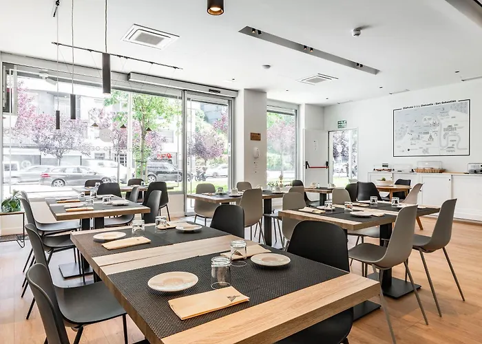 Oeste 2* 圣塞瓦斯蒂安