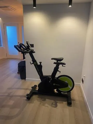 Oeste 酒店 圣塞瓦斯蒂安