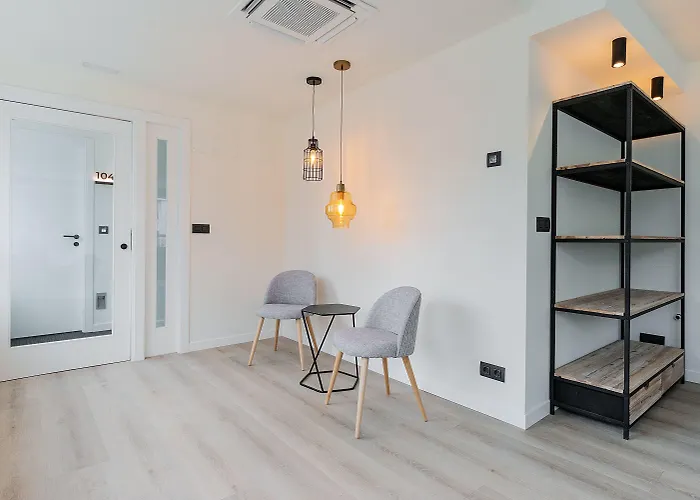 Oeste 酒店 圣塞瓦斯蒂安