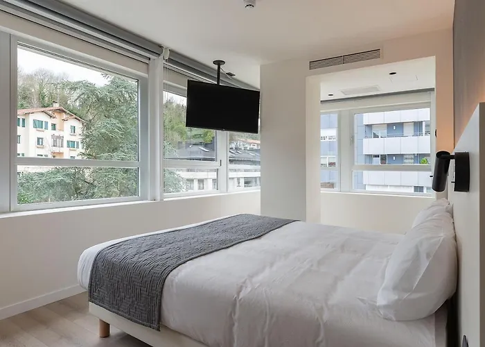 Oeste 2* 圣塞瓦斯蒂安