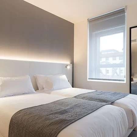 Oeste Hotel