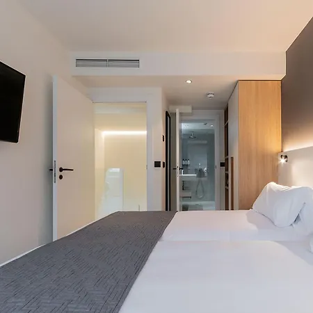 Oeste By Limehome ホテル 2*