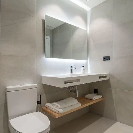 Oeste 2* סן סבסטיאן