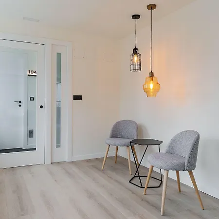 Oeste By Limehome ホテル 2*