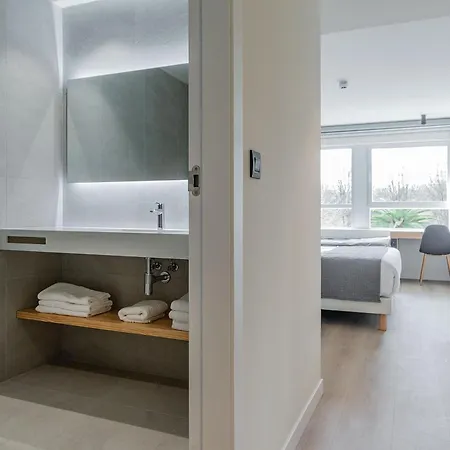 Oeste By Limehome