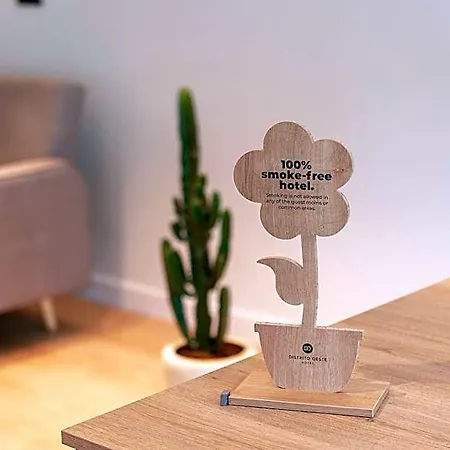 Oeste By Limehome מלון