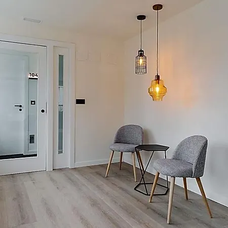 Oeste By Limehome מלון סן סבסטיאן