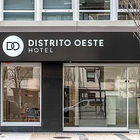 Oeste By Limehome סן סבסטיאן