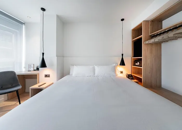 Oeste 호텔 산세바스티안